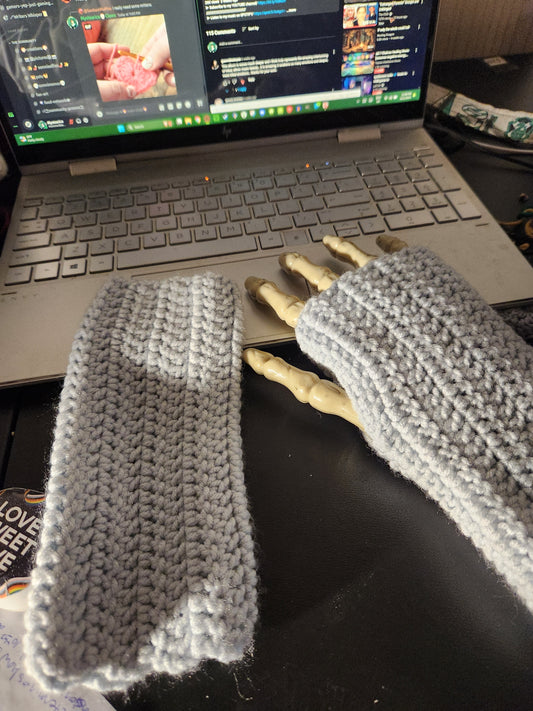 Fingerless Gloves